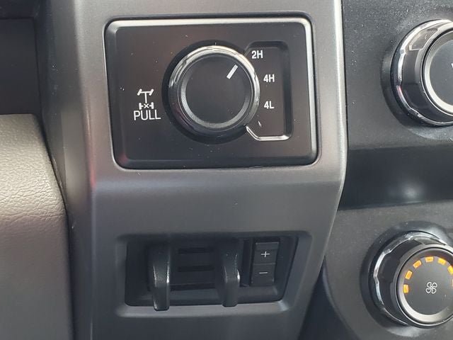 Used 2019 Ford F250 XLT w/ XLT Premium Package AWD/4WD image 20