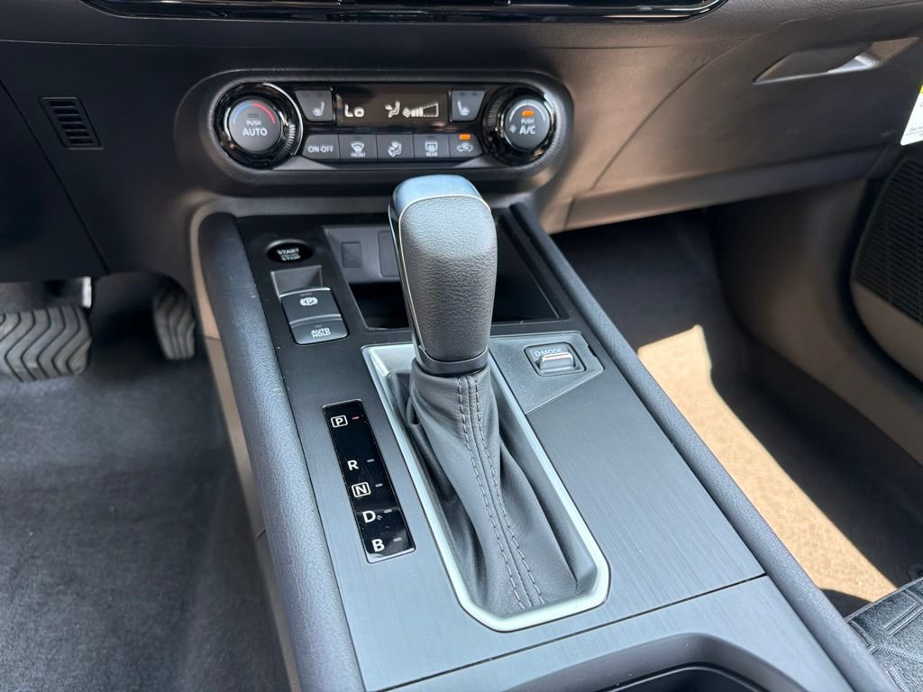 New 2026 Nissan Kicks SV w/ SV Premium Package AWD/4WD image 12