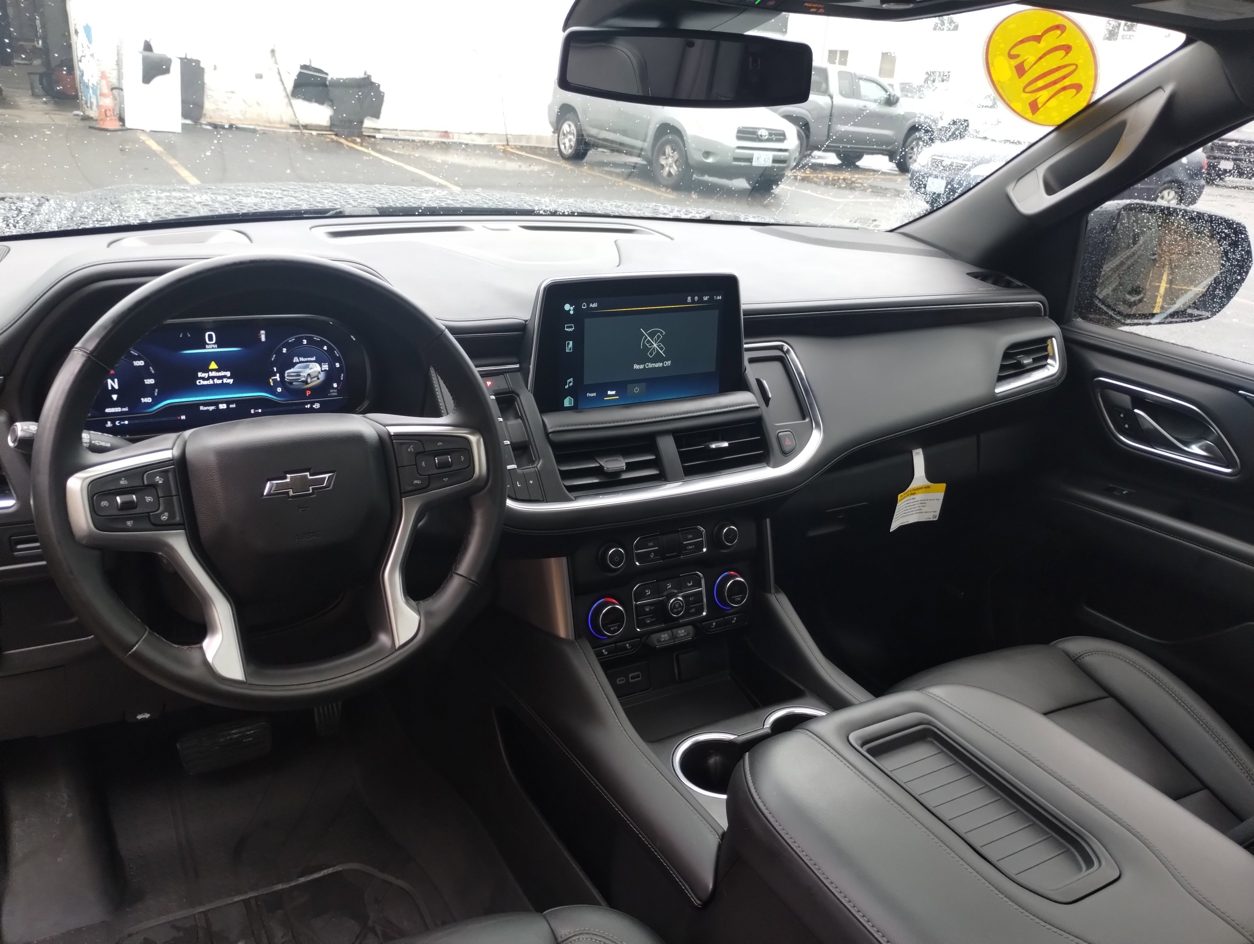 Used 2023 Chevrolet Suburban Z71 w/ Luxury Package image 18