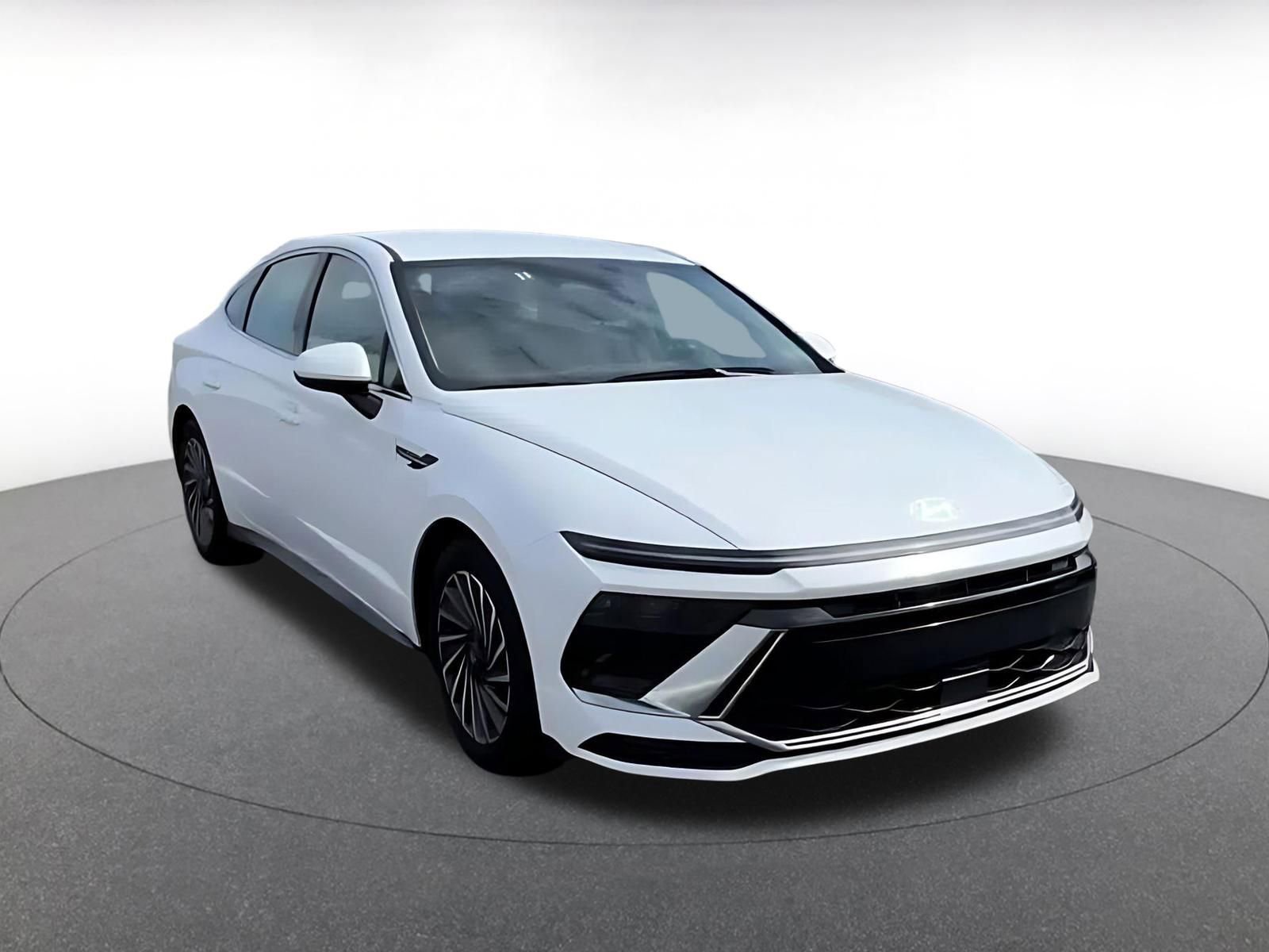 Used 2025 Hyundai Sonata SEL image 3