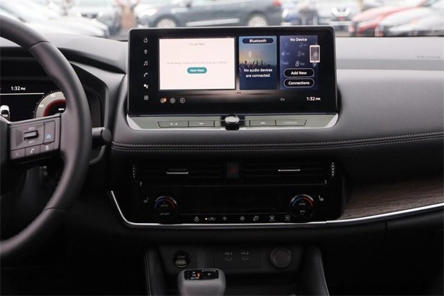 Certified 2025 Nissan Rogue Platinum image 15