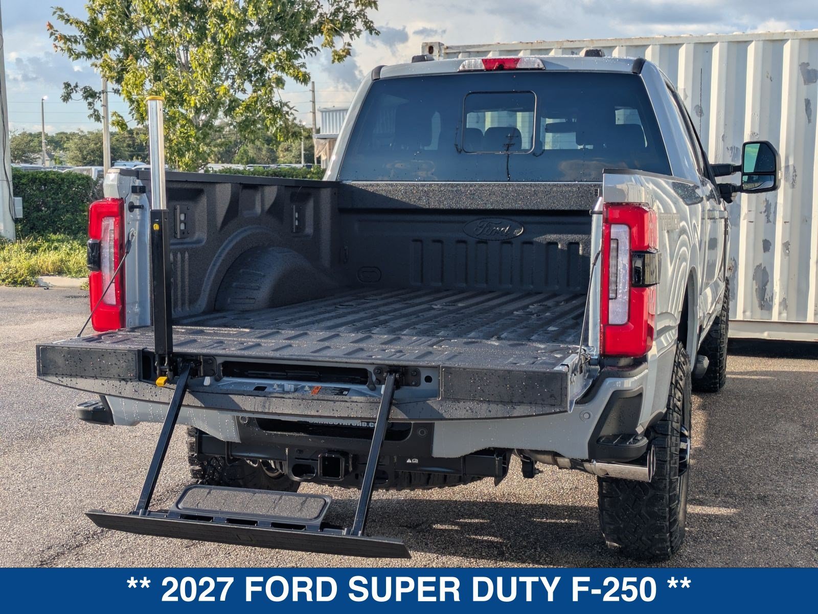 New 2027 Ford F250 Platinum w/ Tremor Off-Road Package AWD/4WD image 15
