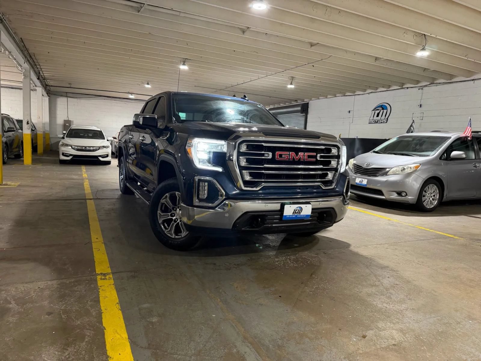 Used 2020 GMC Sierra 1500 SLT w/ SLT Convenience Package AWD/4WD image 6
