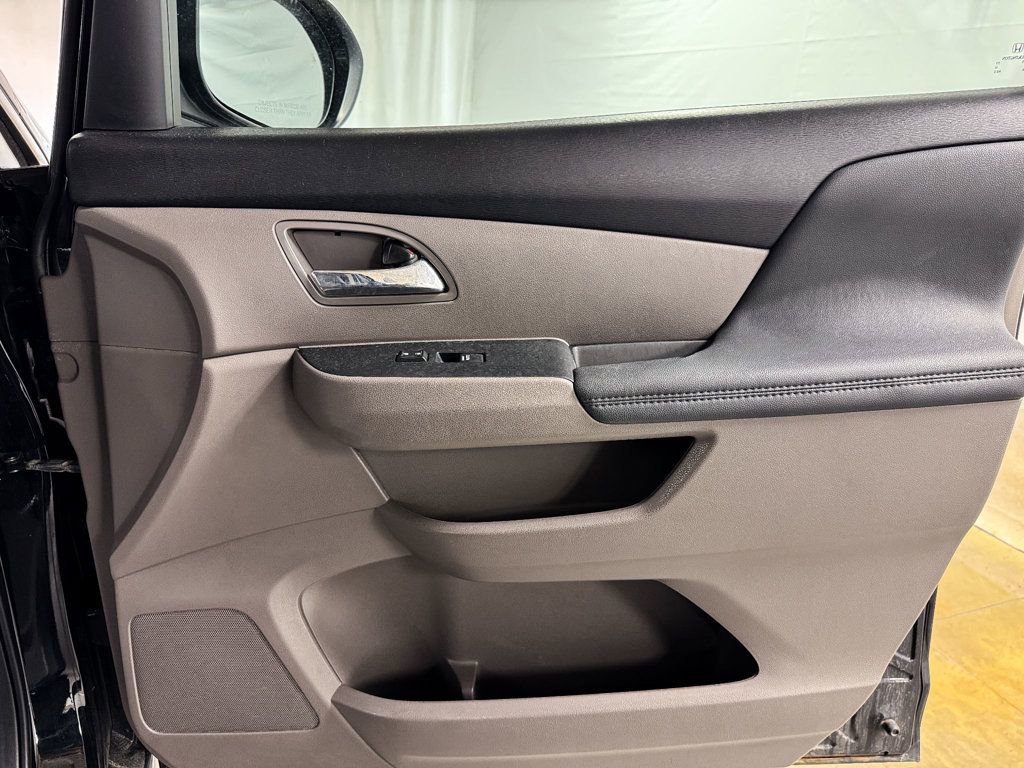 Used 2016 Honda Odyssey EX-L image 16