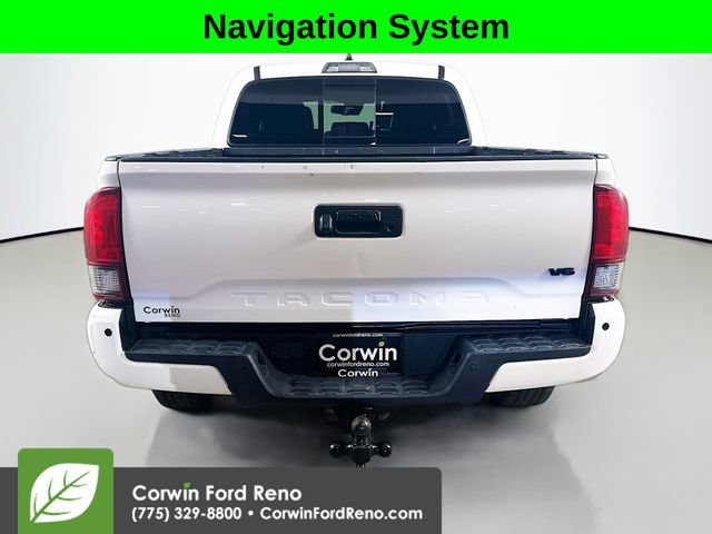 Used 2018 Toyota Tacoma TRD Off-Road AWD/4WD image 6