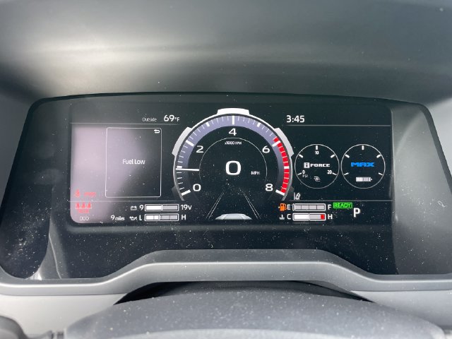 New 2026 Toyota Tundra Platinum w/ Tow Tech Package AWD/4WD image 10