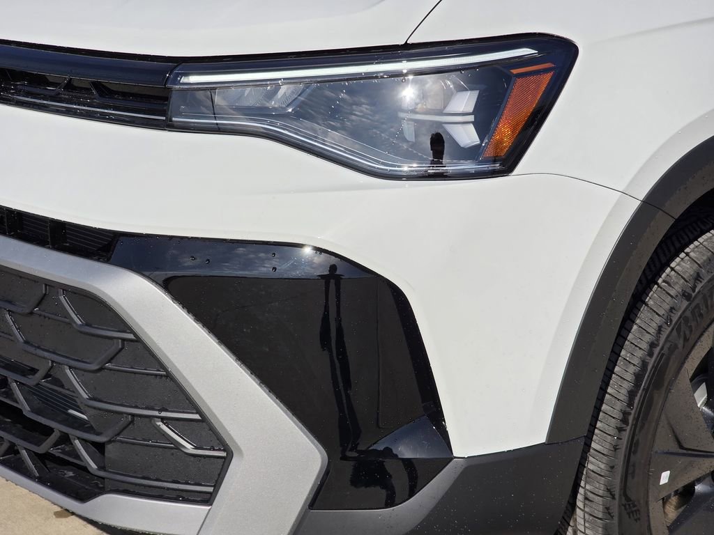 New 2026 Volkswagen Taos S FWD image 7