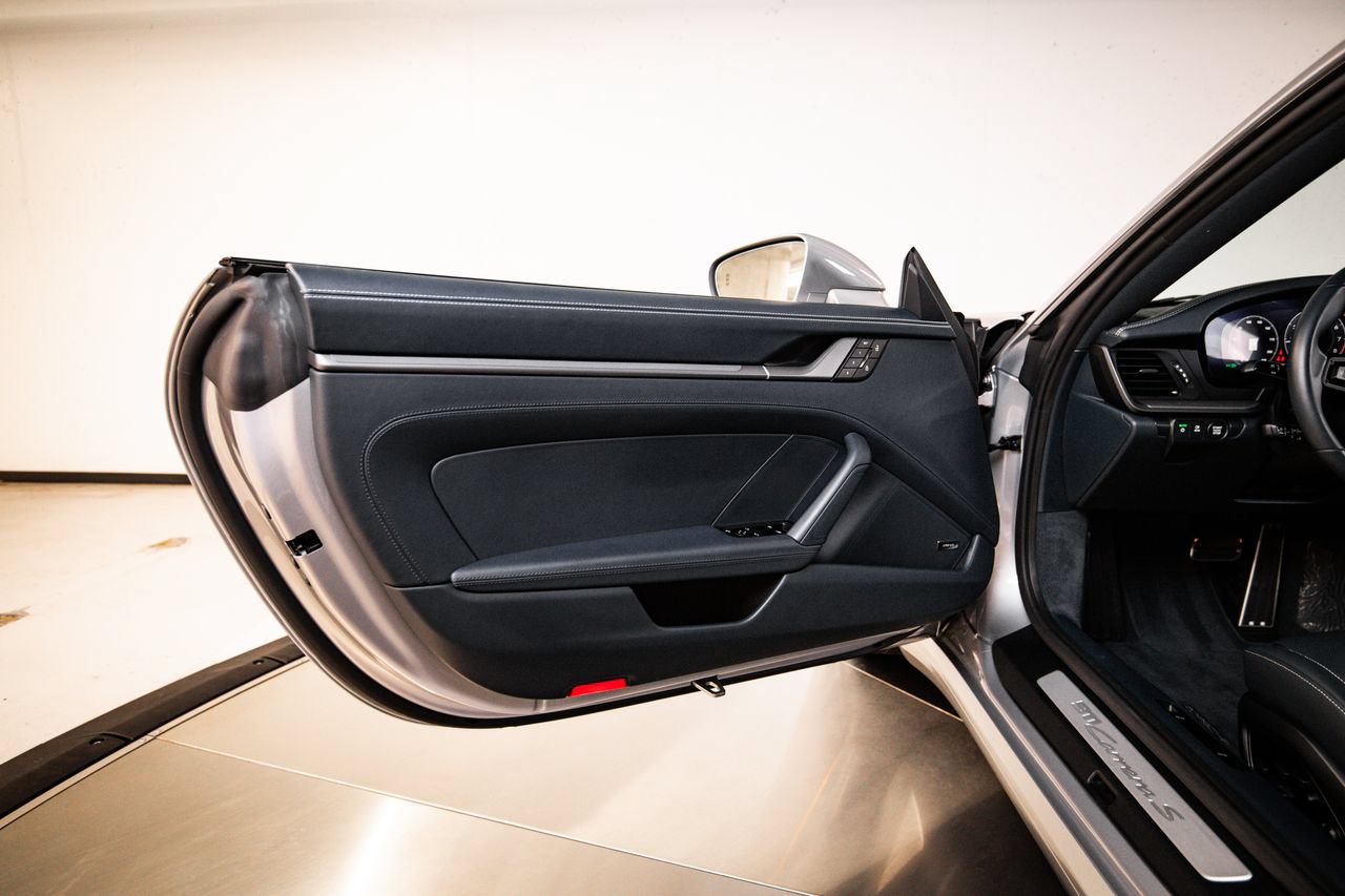 Certified 2025 Porsche 911 Carrera S RWD image 23