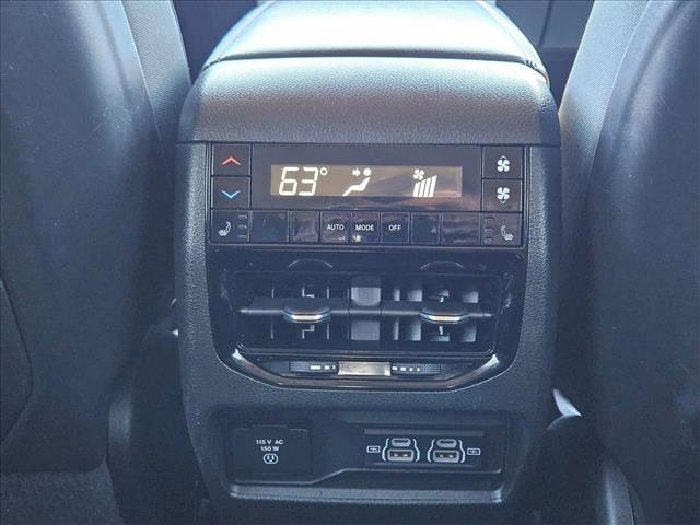 Used 2023 Jeep Grand Cherokee L Limited image 18