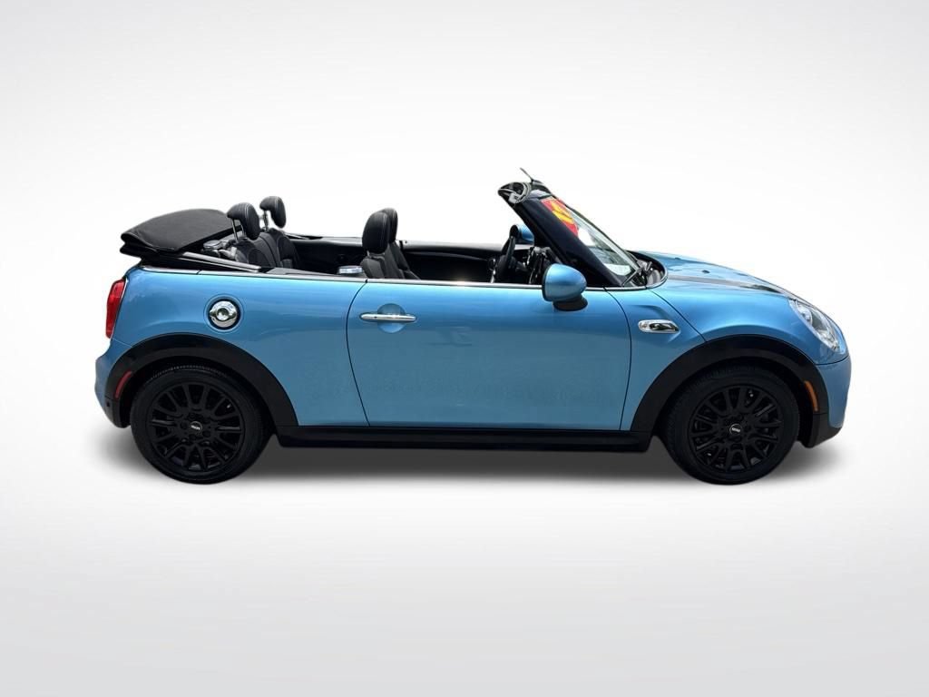 Used 2017 MINI Cooper S FWD image 4
