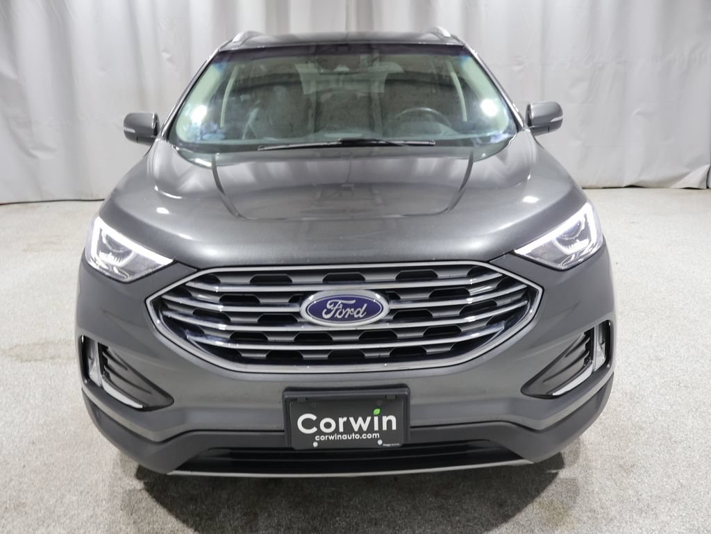 Used 2019 Ford Edge Titanium w/ Cold Weather Package AWD/4WD image 8