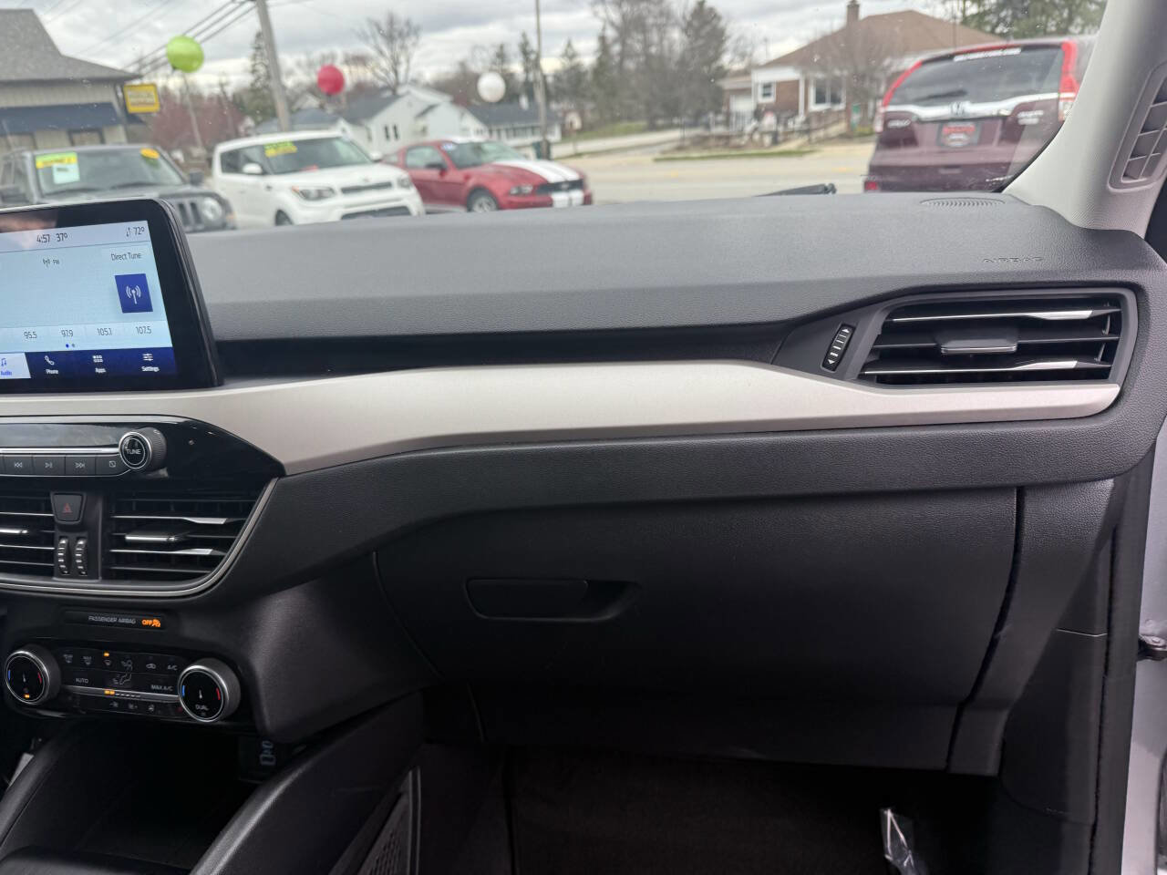 Used 2022 Ford Escape SEL image 18