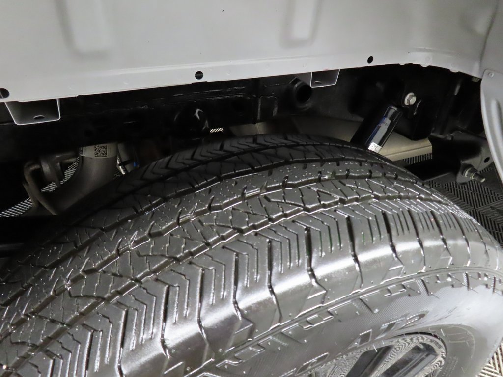 Used 2024 Ford F150 Lariat image 39