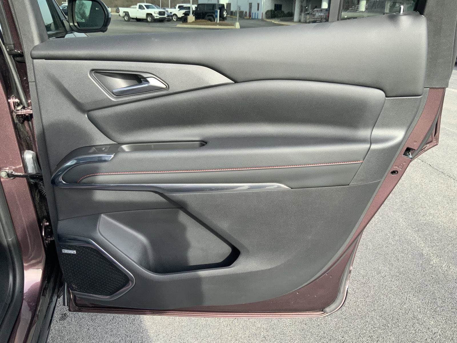 Used 2024 Chevrolet Traverse Z71 w/ Enhanced Driving Package image 58