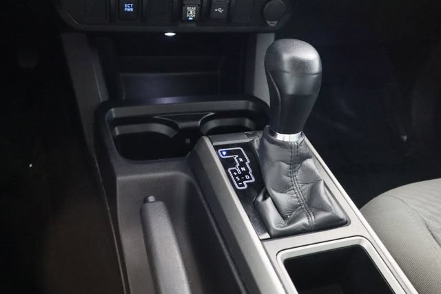 Used 2021 Toyota Tacoma SR5 RWD image 19