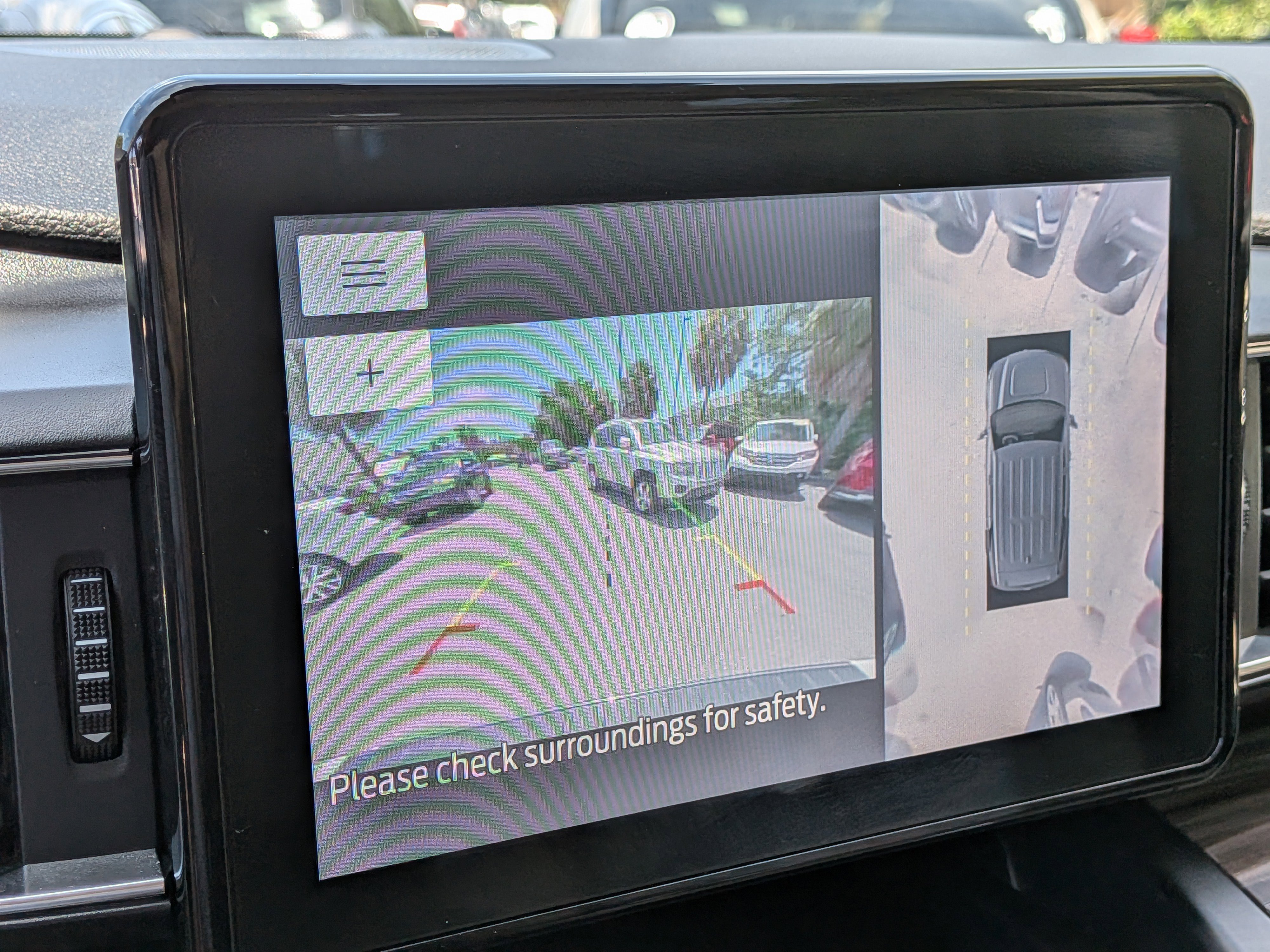 Used 2020 Ford Explorer Limited w/ Class III Trailer Tow Package image 35