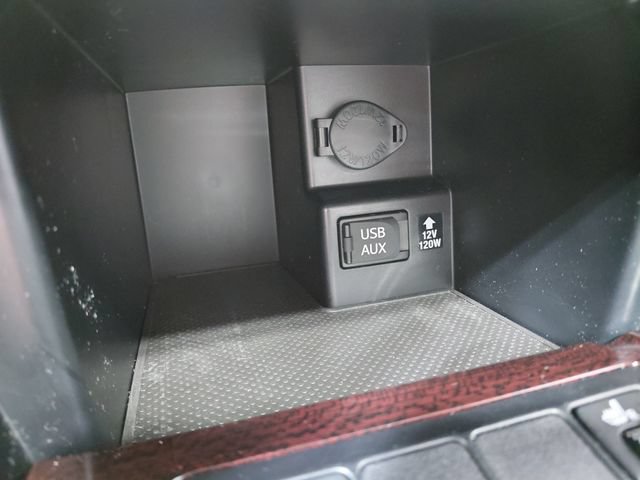 Used 2012 Toyota Camry XLE FWD image 30