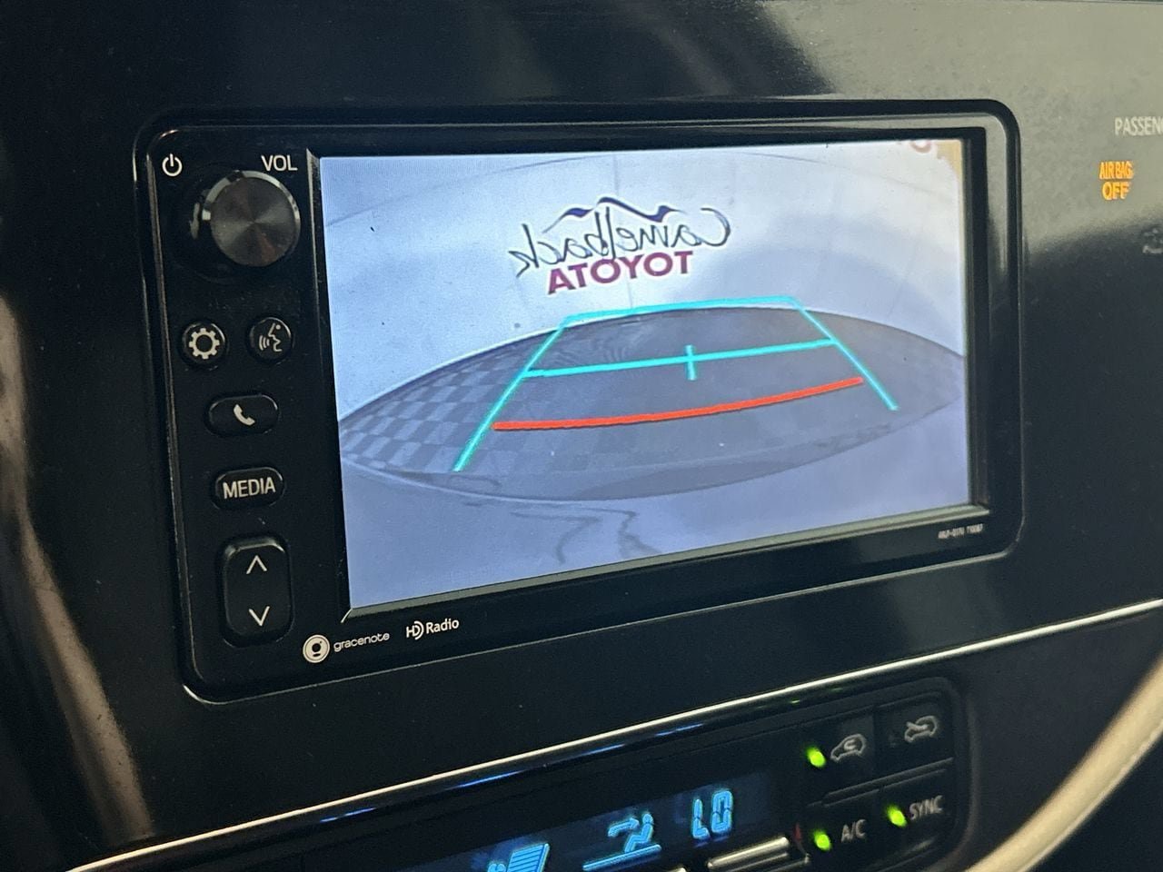 Used 2017 Toyota Corolla iM FWD image 18