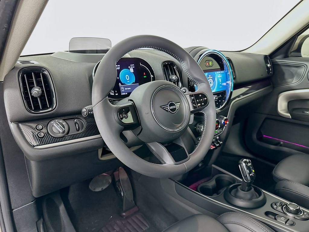 Certified 2024 MINI Cooper Countryman S FWD image 9