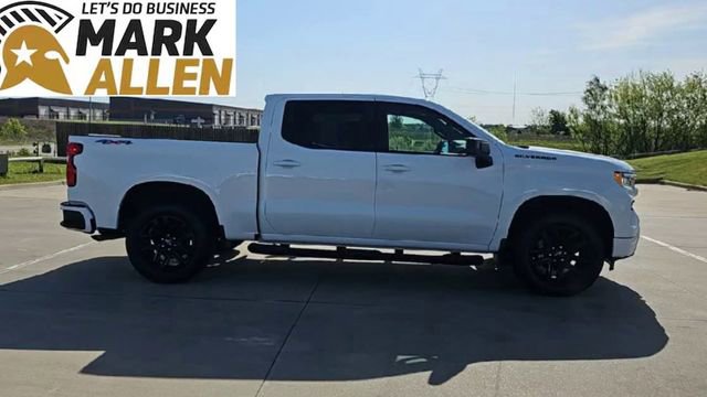 Used 2024 Chevrolet Silverado 1500 RST w/ Convenience Package II AWD/4WD image 9