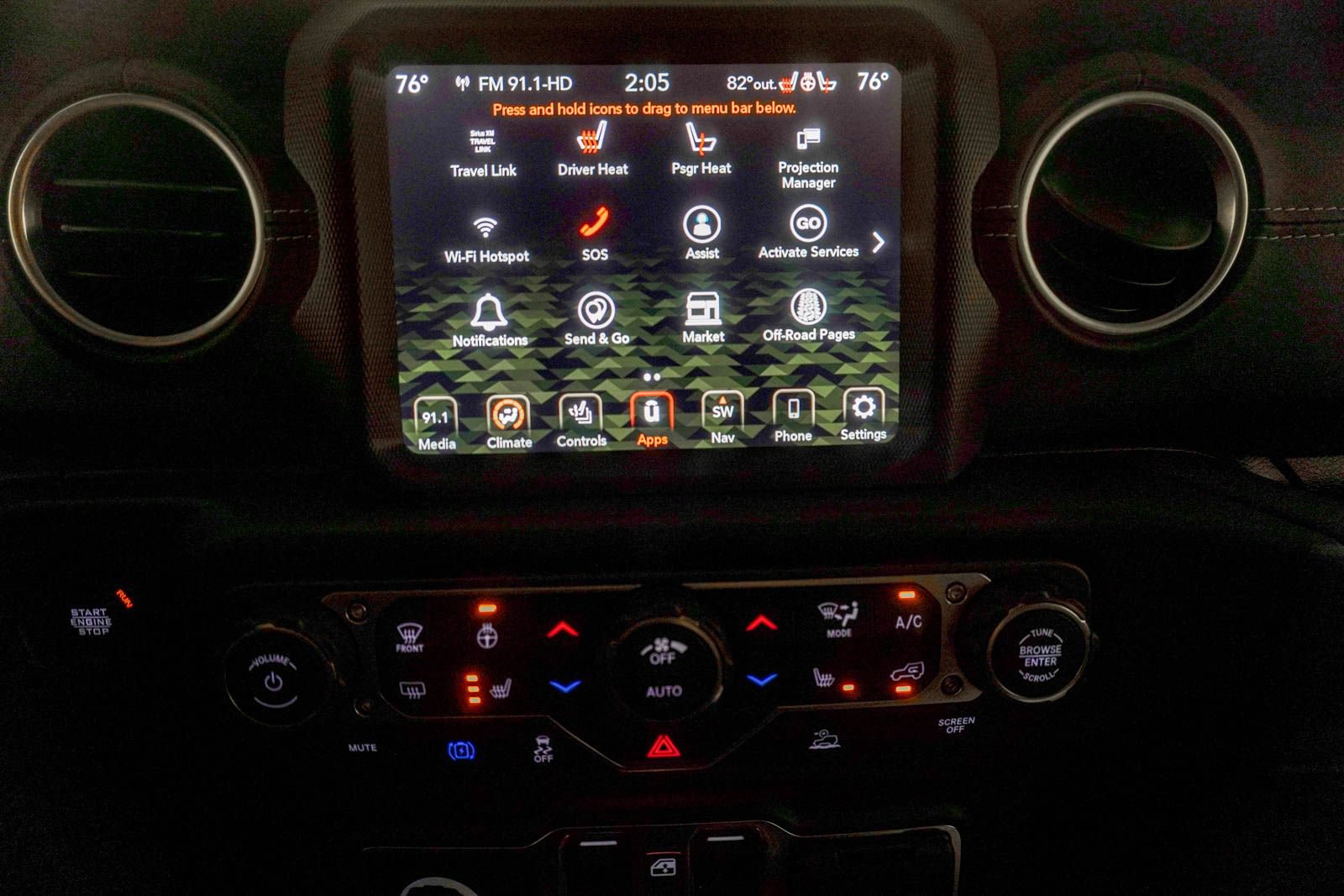 Used 2023 Jeep Wrangler Unlimited Sahara w/ Cold Weather Group AWD/4WD image 23