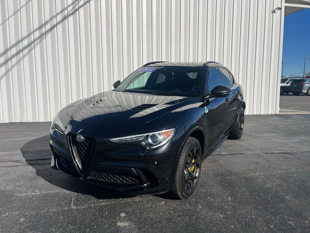 Used 2020 Alfa Romeo Stelvio Quadrifoglio image 24