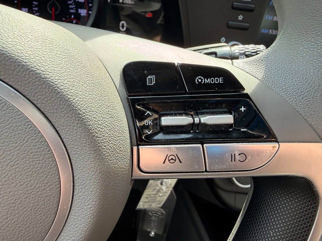 Certified 2023 Hyundai Elantra SE FWD image 20