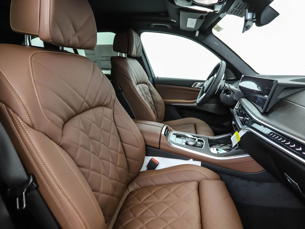 New 2026 BMW X5 xDrive40i w/ M Sport Package image 31