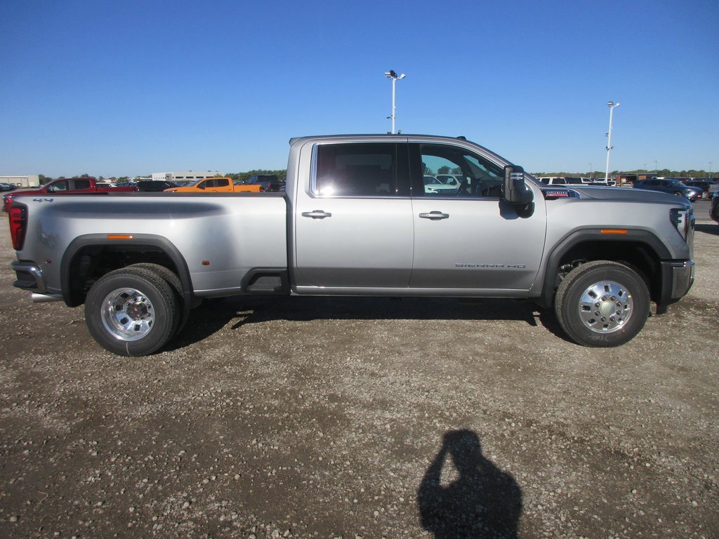 New 2026 GMC Sierra 3500 SLE w/ SLE Value Package image 3