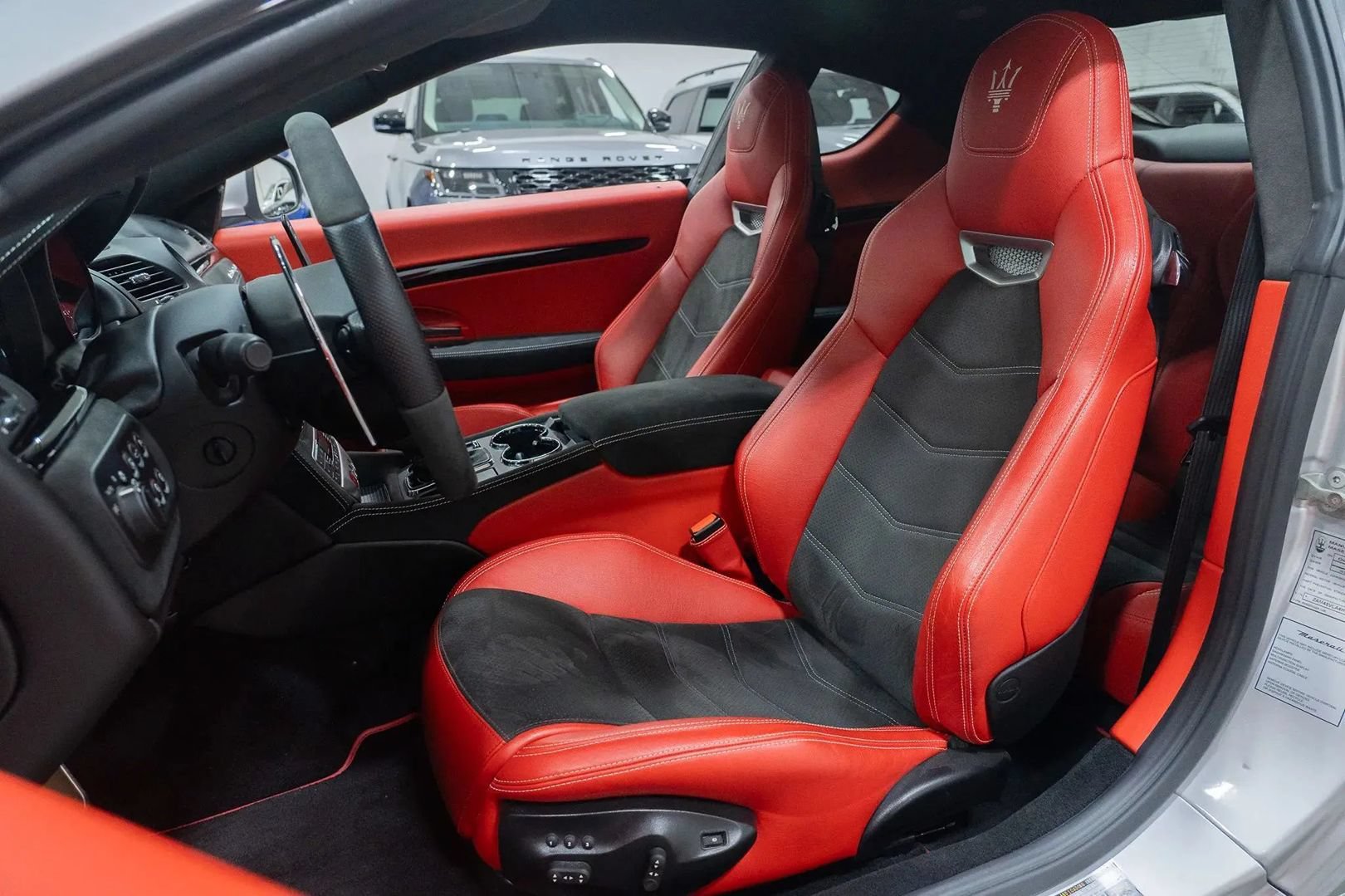 Used 2017 Maserati GranTurismo Sport RWD image 18