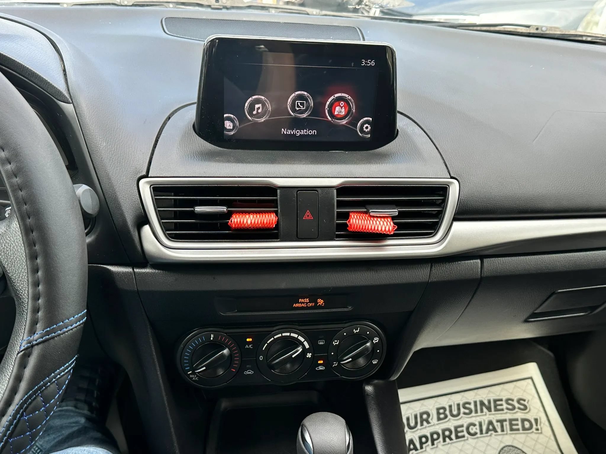 Used 2017 MAZDA MAZDA3 Sport FWD image 7