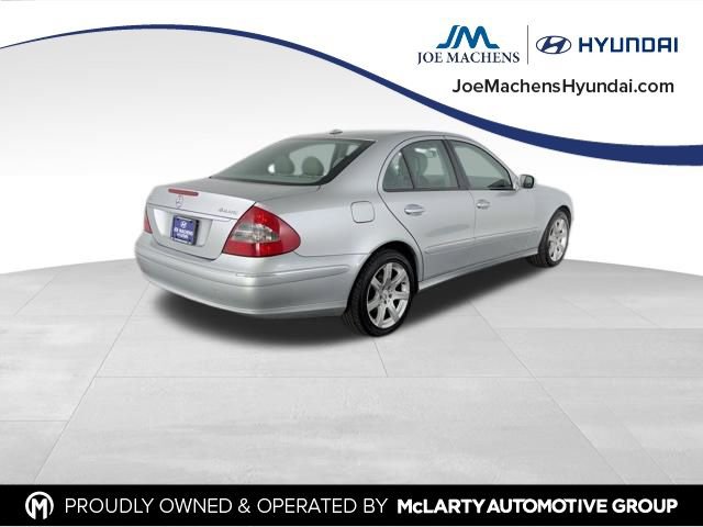 Used 2007 Mercedes-Benz E 350 4MATIC Sedan image 7