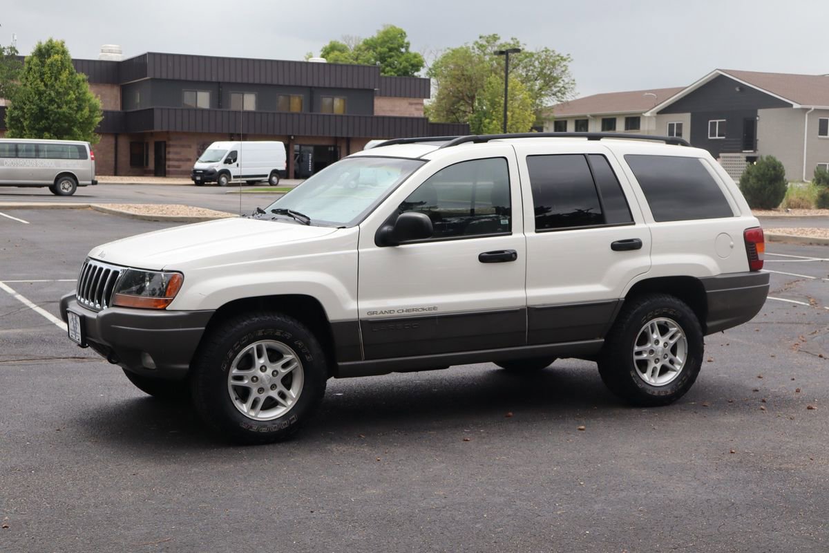 Used 2002 Jeep Grand Cherokee Laredo AWD/4WD image 10