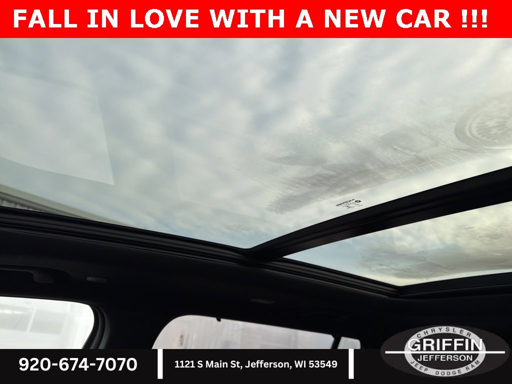 New 2025 Jeep Grand Cherokee L Limited w/ Luxury Tech Group II image 27