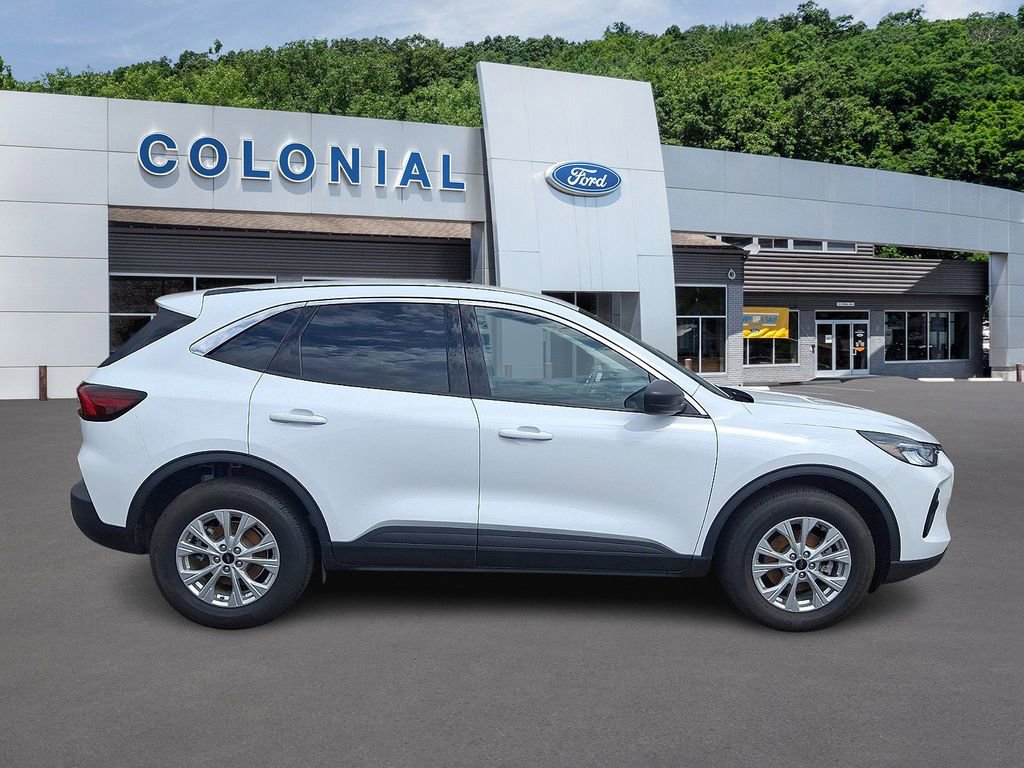 Certified 2023 Ford Escape Active AWD/4WD image 7