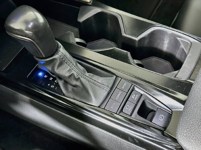 Certified 2025 Toyota Camry SE FWD image 20