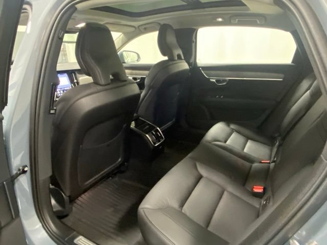 Used 2023 Volvo S90 B6 Plus w/ Protection Package Premier AWD/4WD image 12