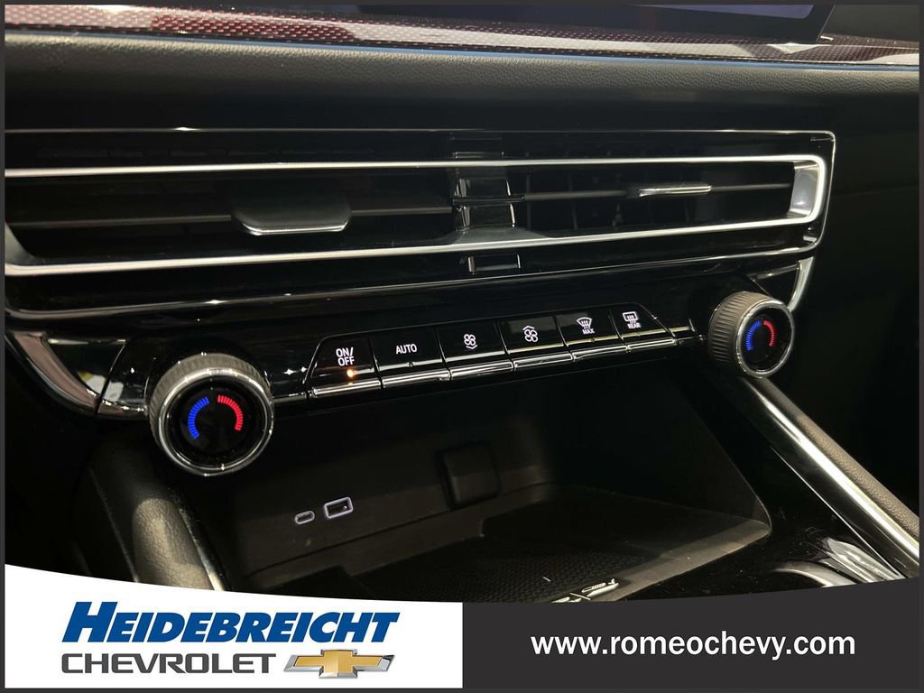 Used 2024 Chevrolet Traverse RS w/ LPO, Floor Liner Package image 23