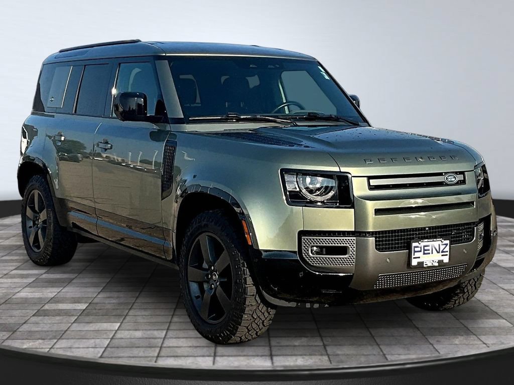 Used 2022 Land Rover Defender 110 X-Dynamic SE AWD/4WD image 3