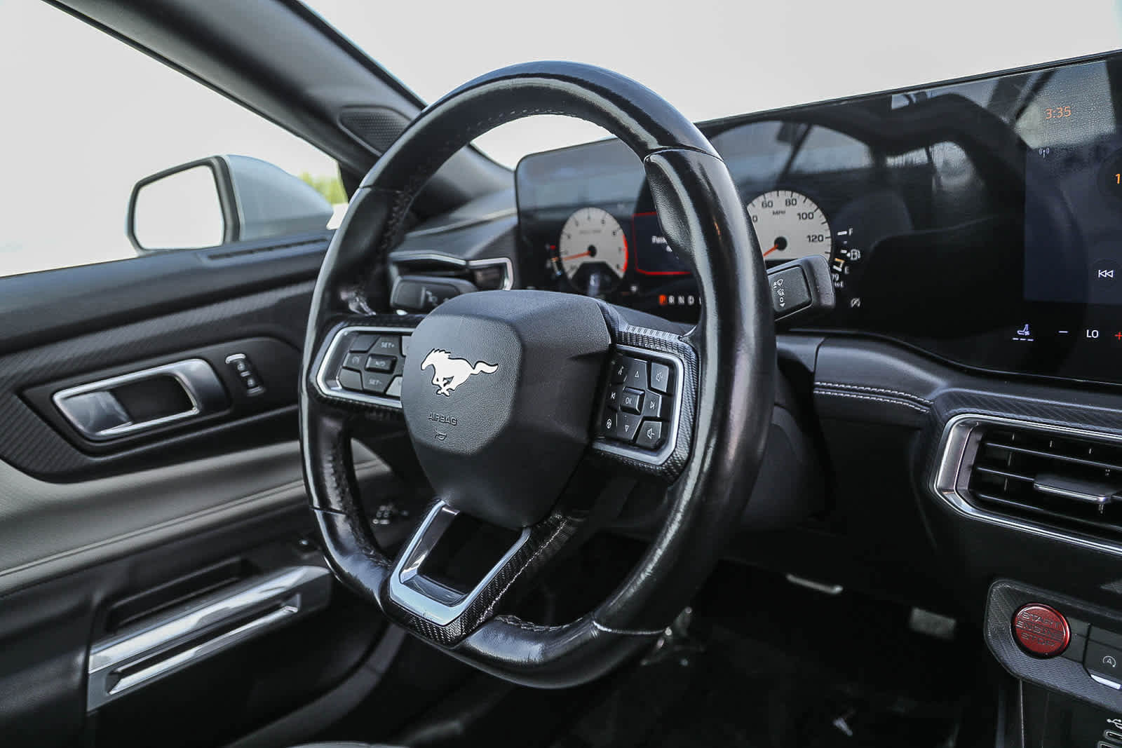 Used 2024 Ford Mustang Premium image 16