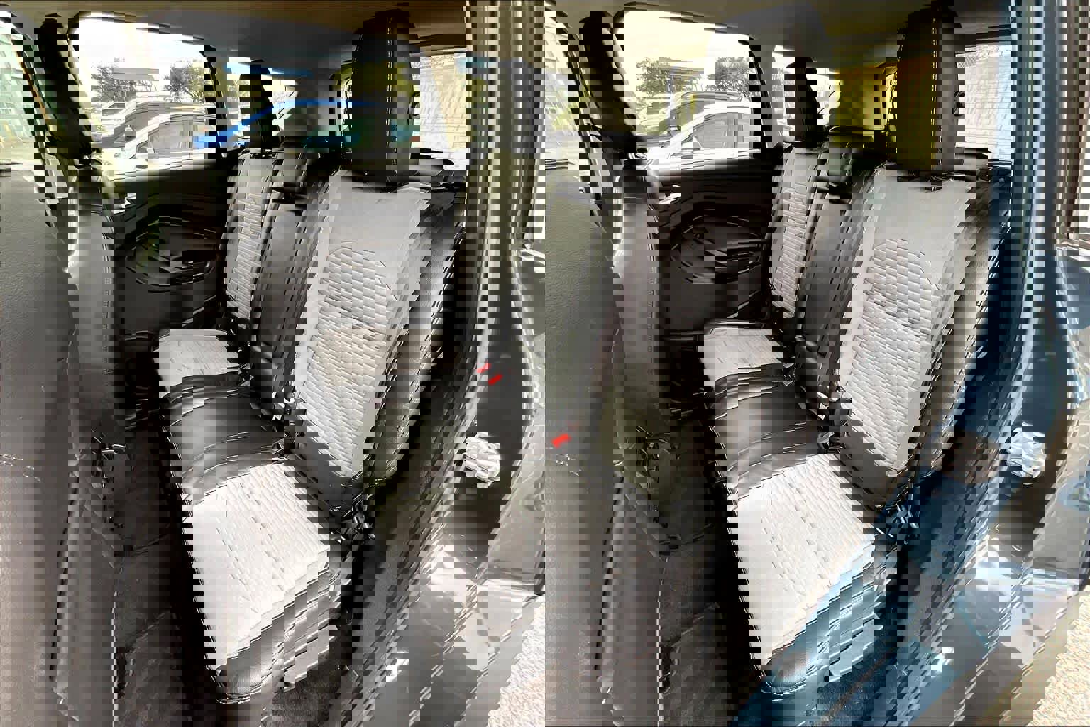 Certified 2019 Ford Escape SE image 21