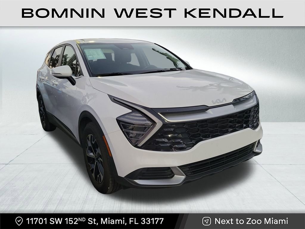 Used 2024 Kia Sportage EX image 1