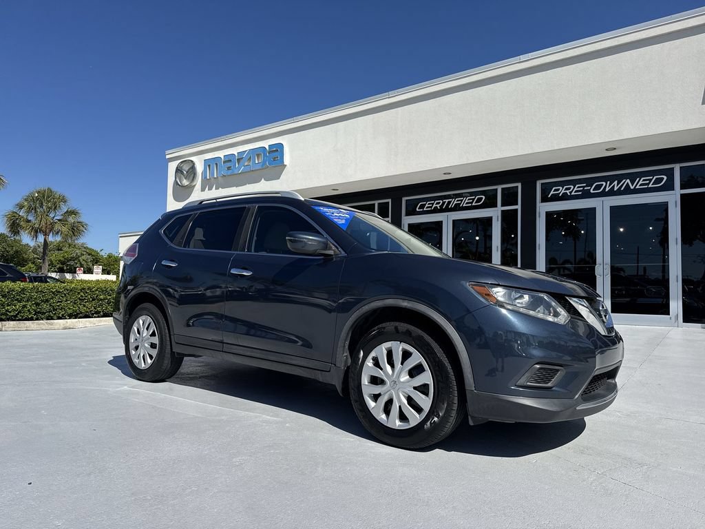 Used 2016 Nissan Rogue S w/ Appearance Package FWD image 22