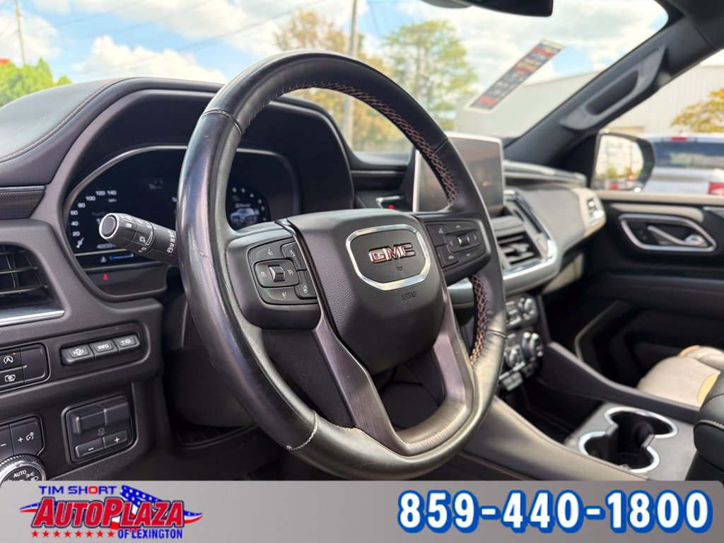 Used 2024 GMC Yukon XL AT4 w/ AT4 Premium Plus Package AWD/4WD image 3