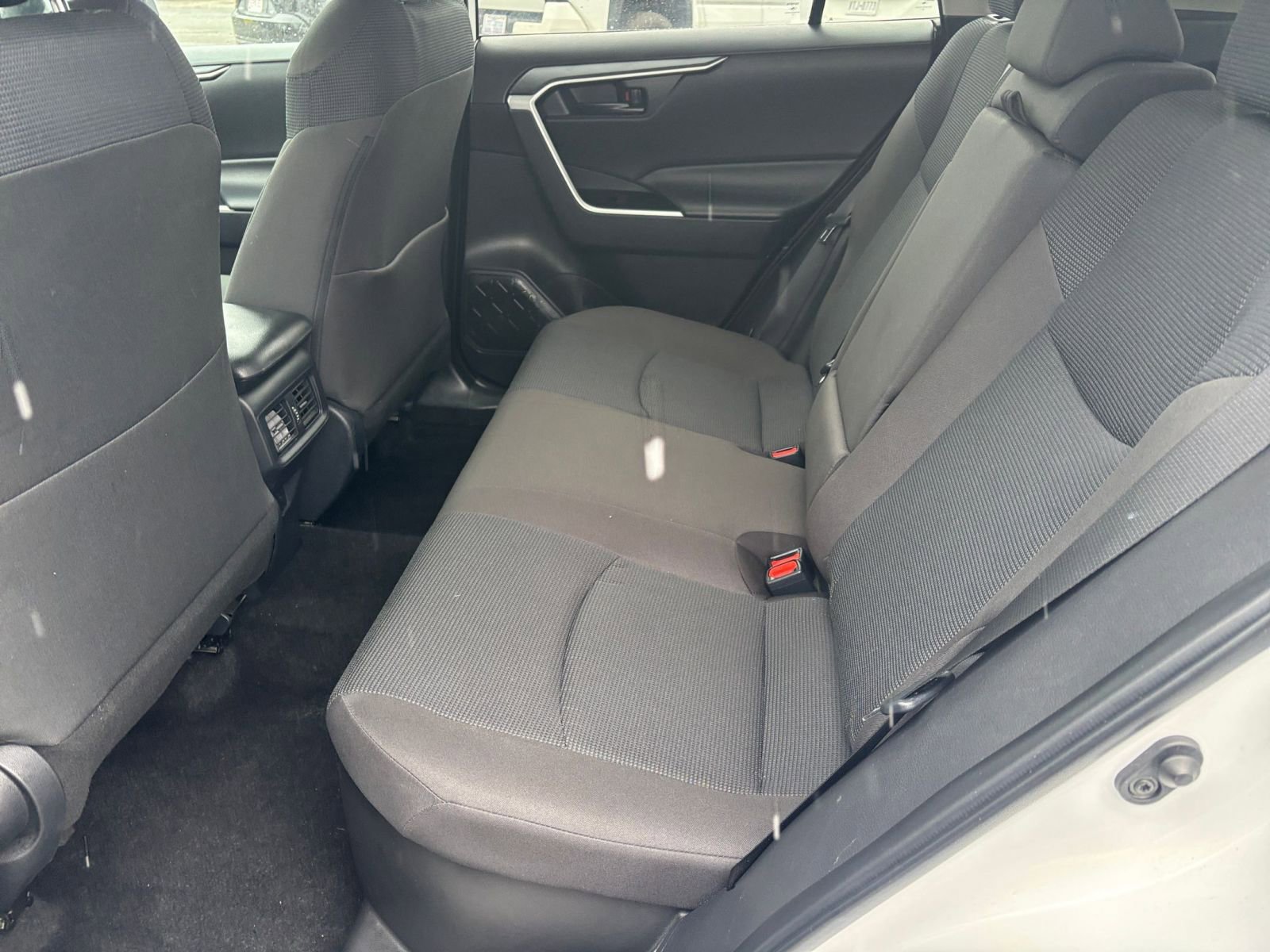 Used 2025 Toyota RAV4 LE image 20