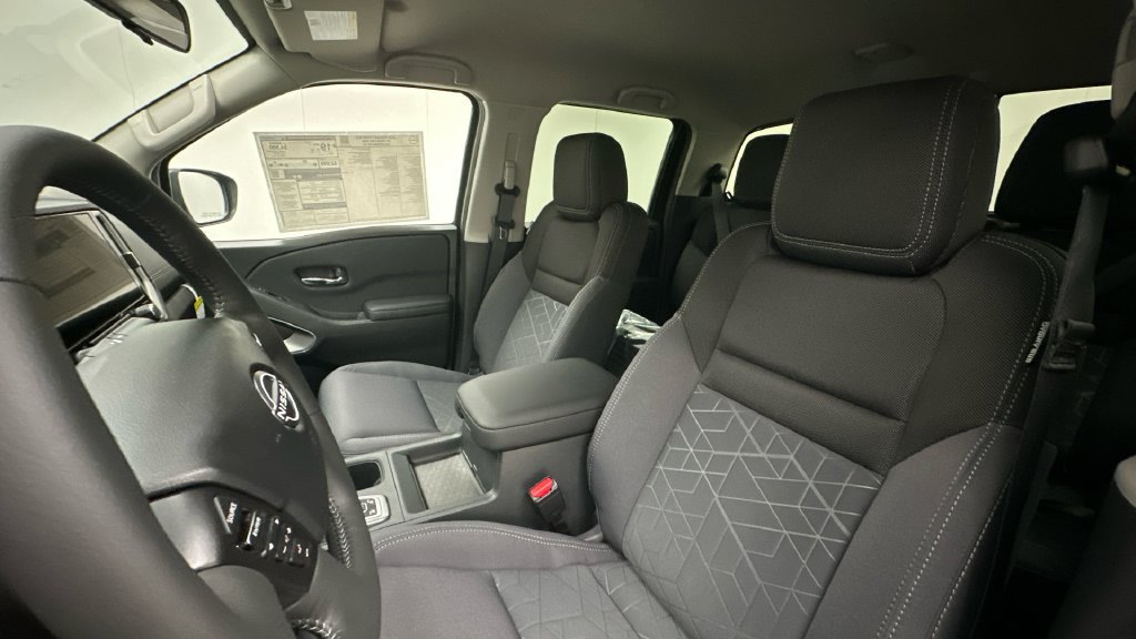 New 2026 Nissan Frontier SV w/ All-Weather Content Package AWD/4WD image 9