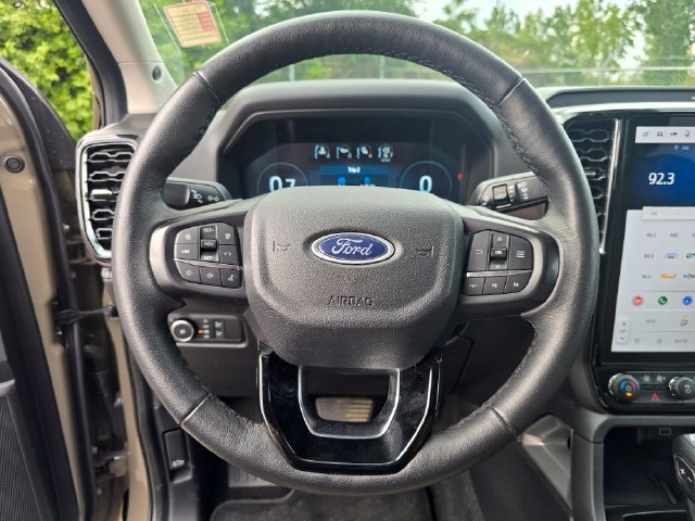 Used 2025 Ford Ranger Lariat w/ Advanced Towing Package AWD/4WD image 26