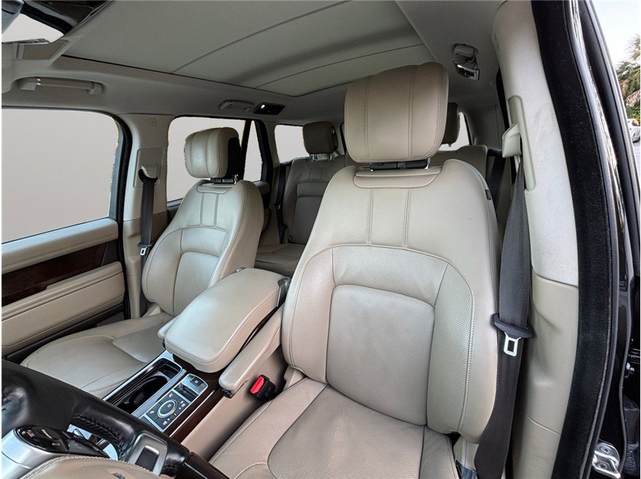 Used 2021 Land Rover Range Rover Westminster Edition image 17