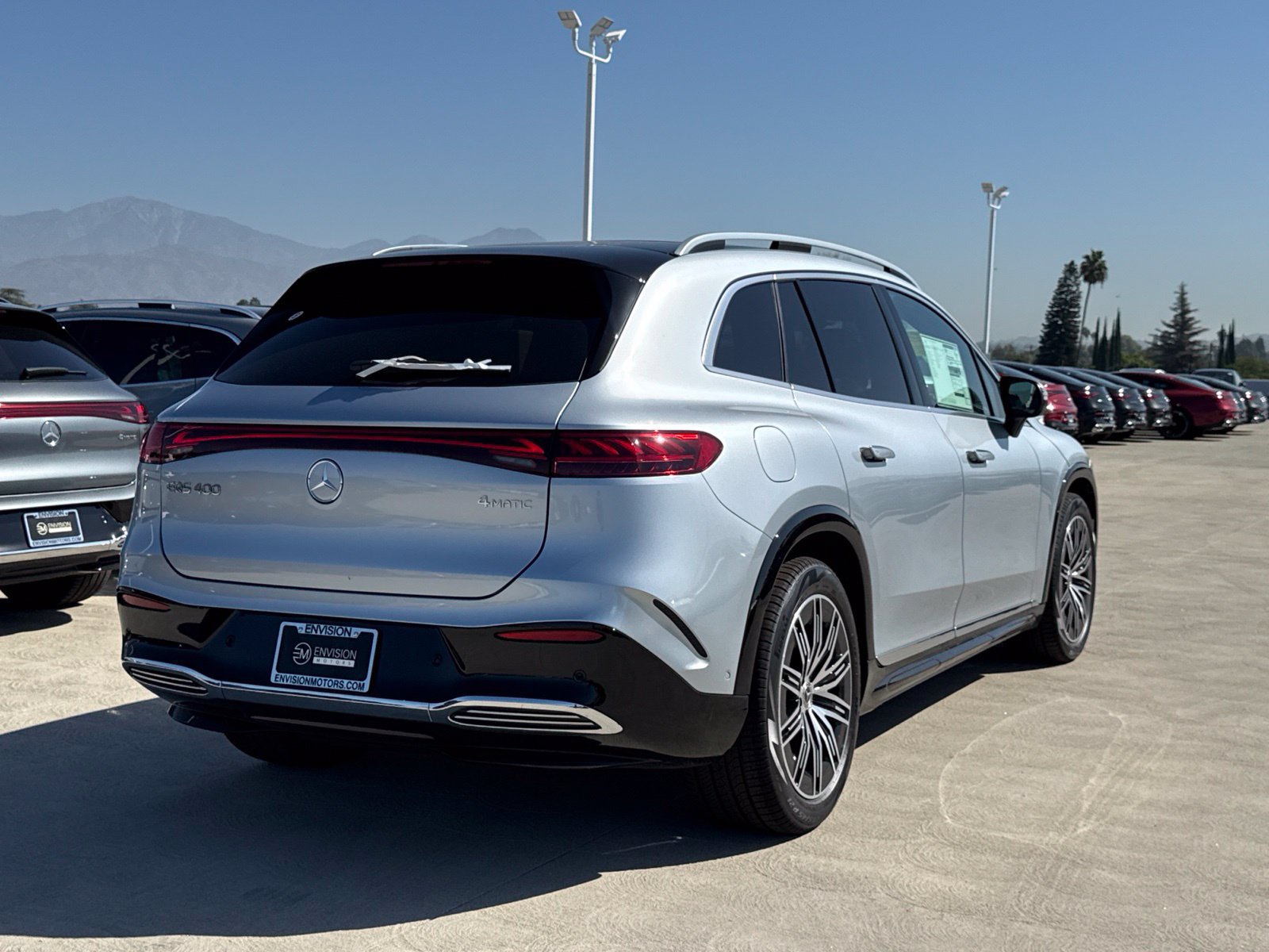 New 2027 Mercedes-Benz EQS 400 4MATIC SUV image 10
