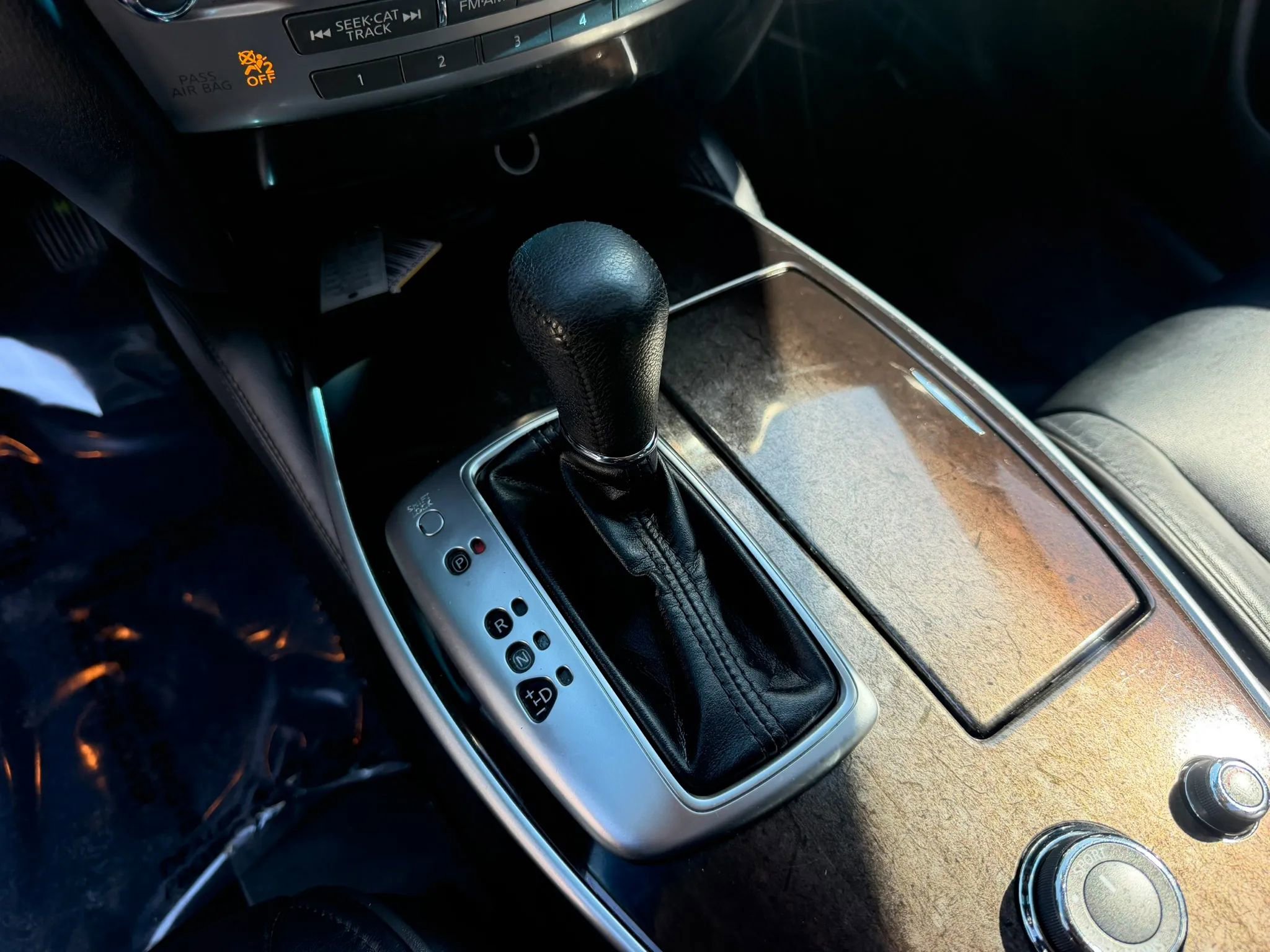 Used 2014 INFINITI QX60 AWD w/ Premium Plus Package image 29